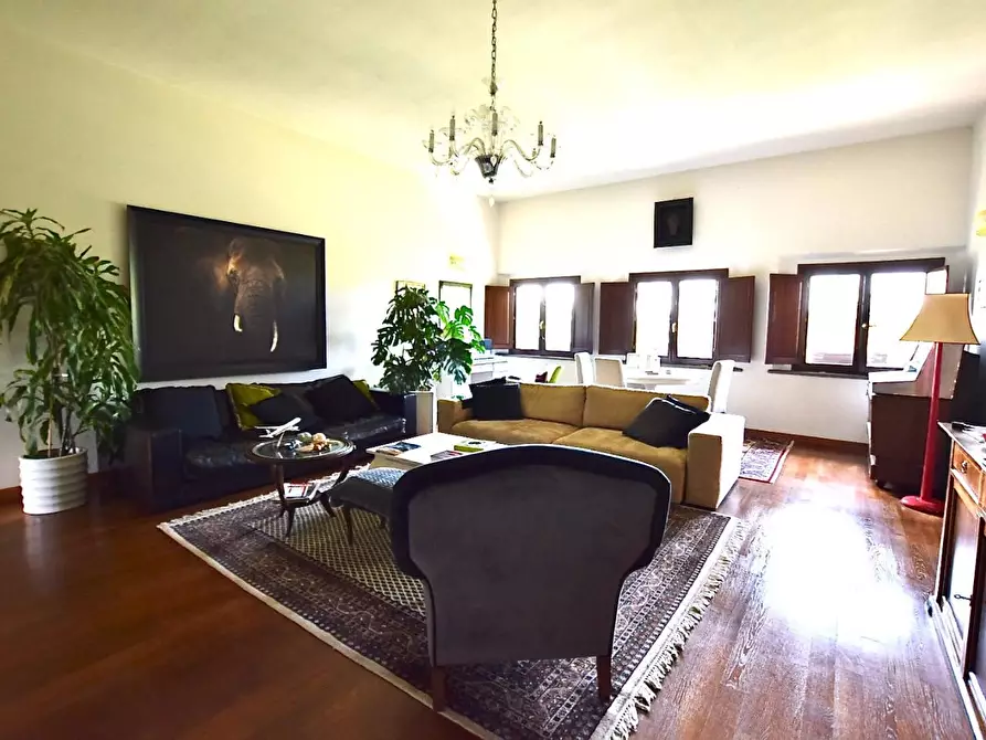 Immagine 8 di Mansarda in vendita  a Pontedera