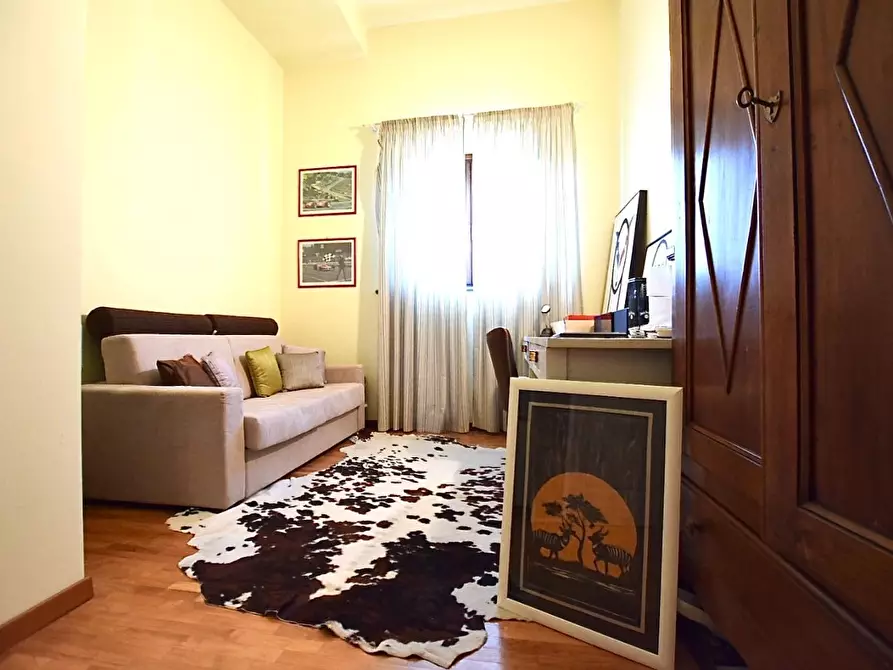 Immagine 21 di Mansarda in vendita  a Pontedera