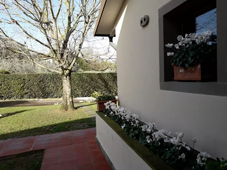 Immagine 14 di Villa in vendita  a San Miniato