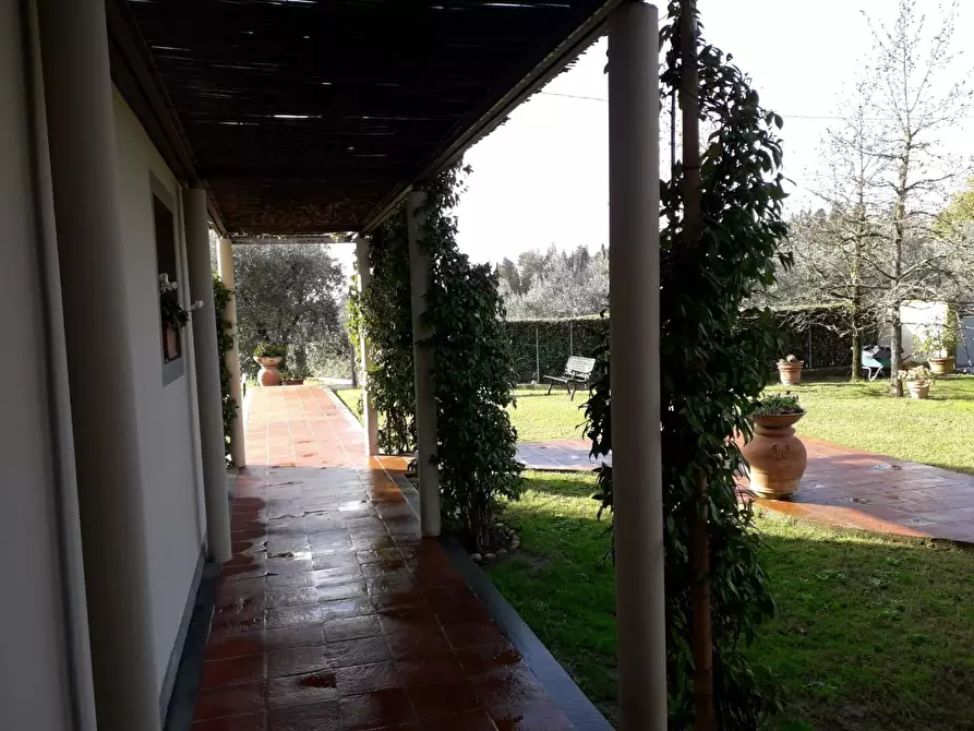 Immagine 12 di Villa in vendita  a San Miniato