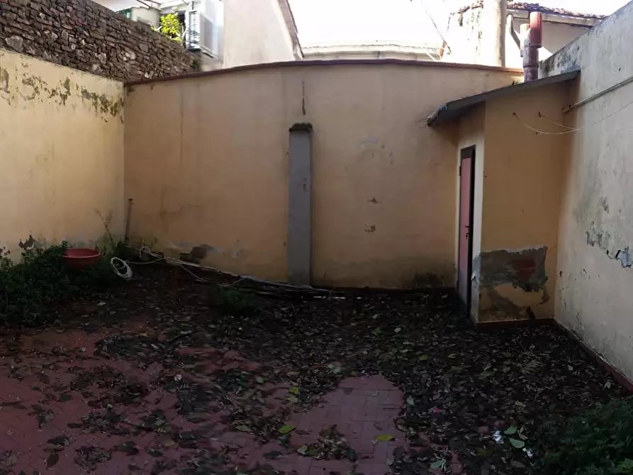 Immagine 5 di Attività artigianale in vendita  a Cascina