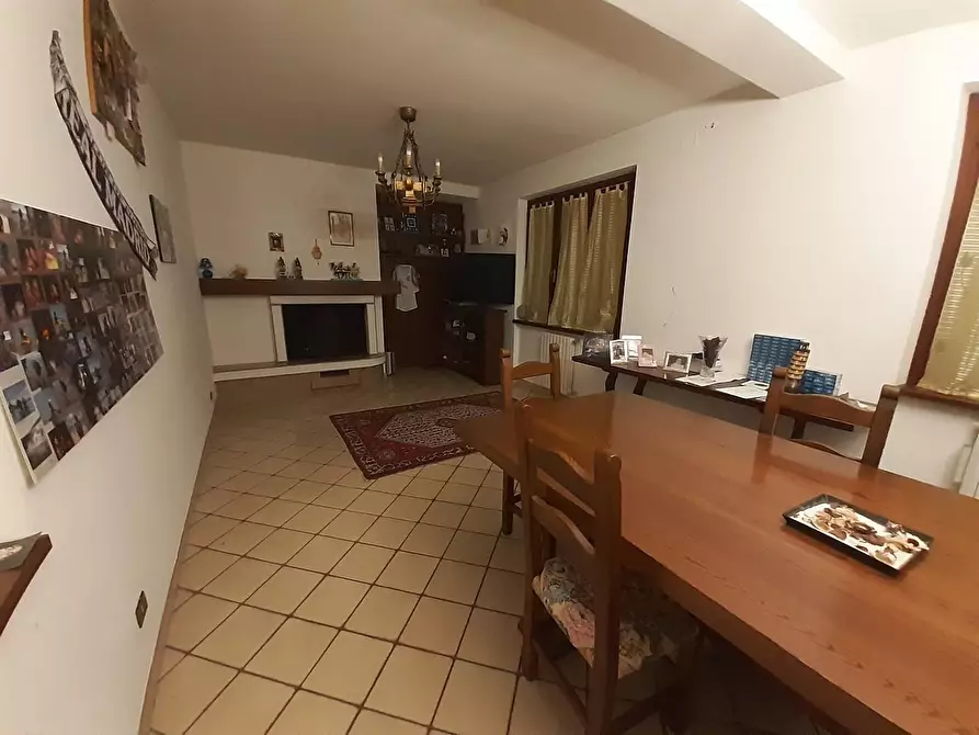 Immagine 24 di Villa in vendita  a Filattiera
