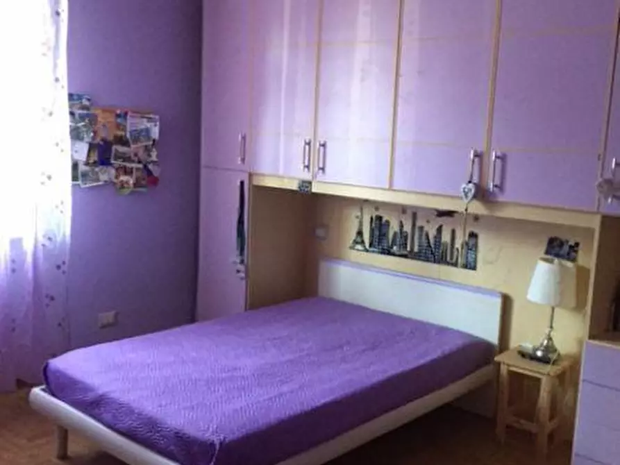 Immagine 9 di Appartamento in vendita  a Siena