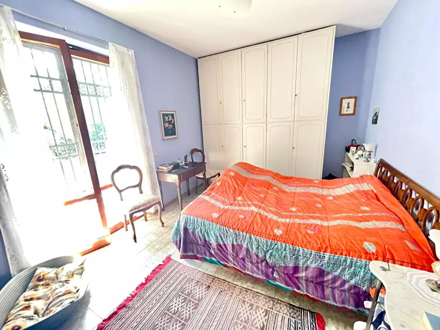 Immagine 13 di Casa bifamiliare in vendita  a Massa