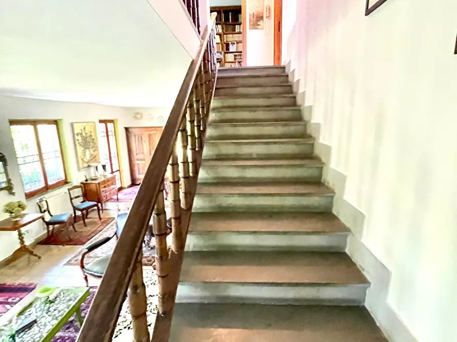 Immagine 9 di Casa bifamiliare in vendita  a Massa