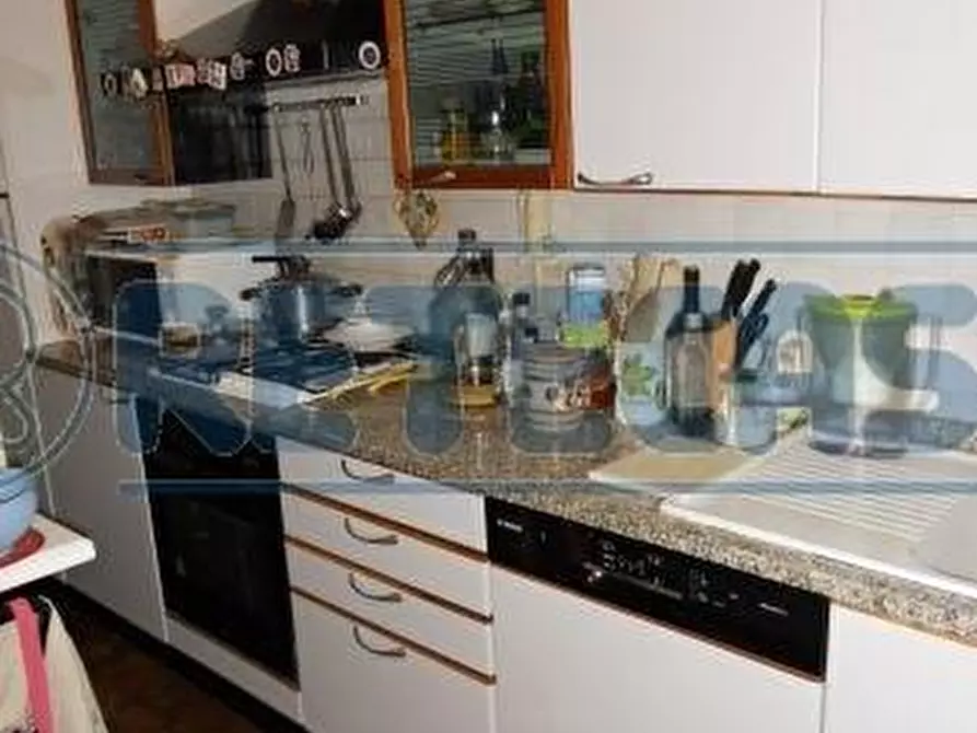 Immagine 4 di Appartamento in vendita  a Santa Maria A Monte