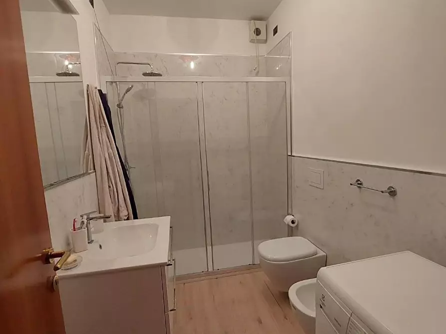 Immagine 14 di Appartamento in vendita  a Massa