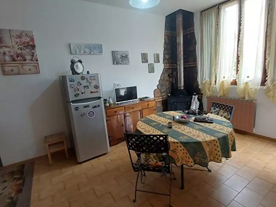 Immagine 7 di Casa semindipendente in vendita  a Massa