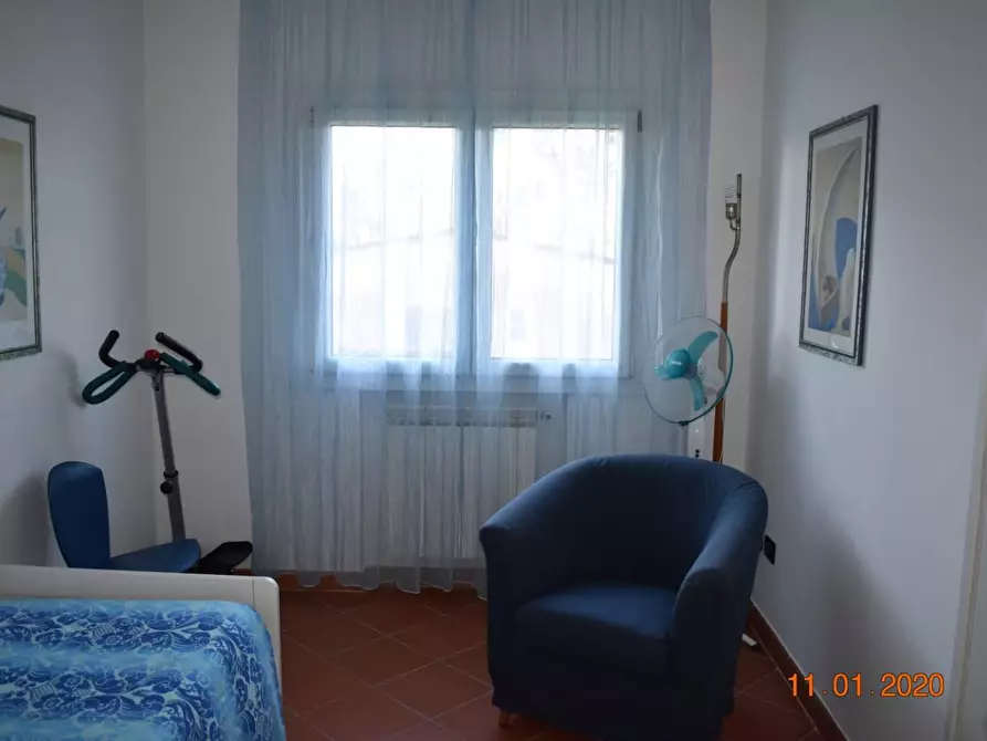 Immagine 16 di Villa in vendita  a Massa