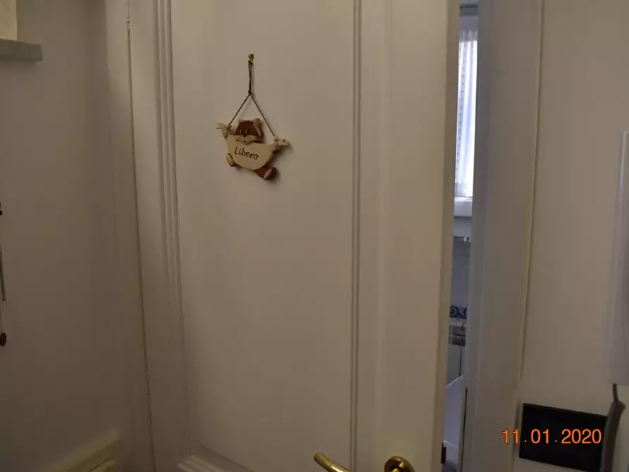 Immagine 14 di Villa in vendita  a Massa