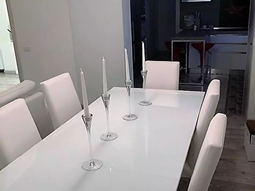 Immagine 25 di Villa in vendita  a Massa