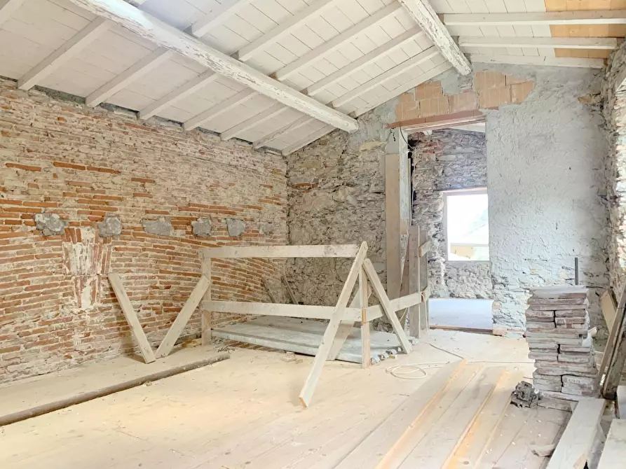 Immagine 20 di Terratetto in vendita  a Camaiore