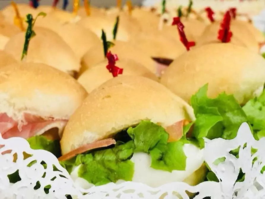 Immagine 8 di Bar / Ristorante in vendita  a Pisa