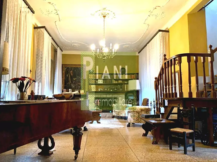 Immagine 6 di Appartamento in vendita  a Livorno