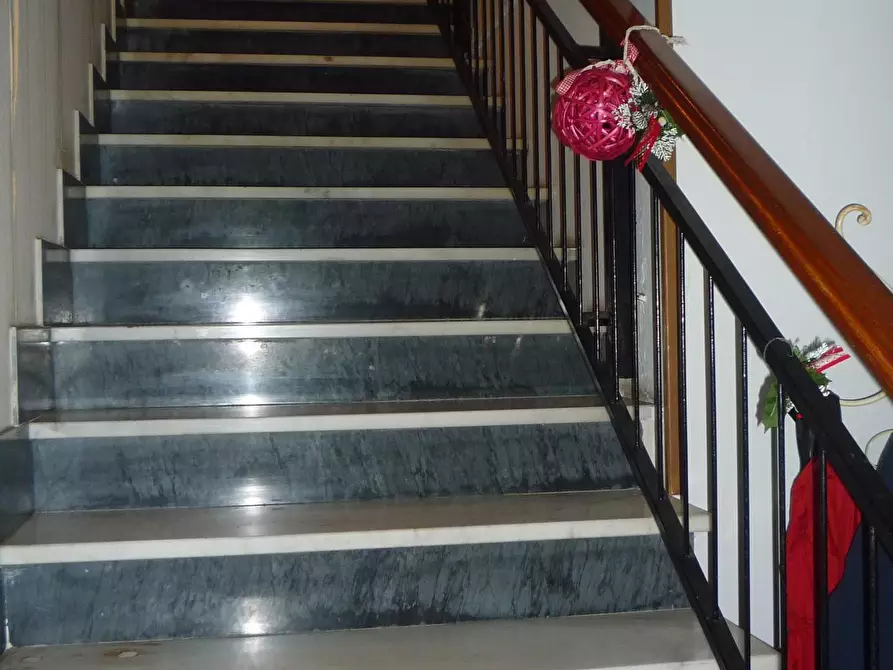 Immagine 18 di Casa bifamiliare in vendita  a Carrara