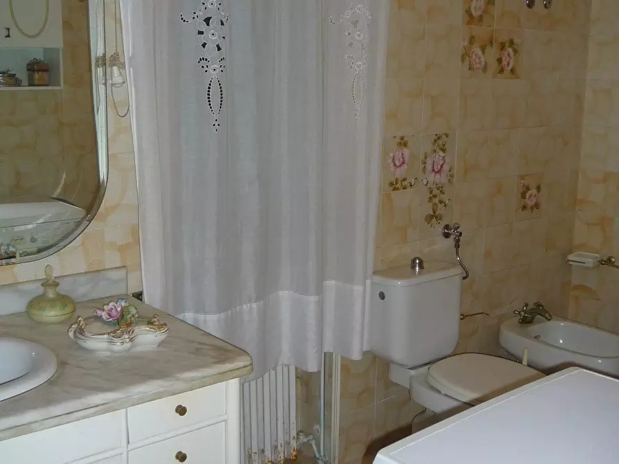 Immagine 22 di Casa bifamiliare in vendita  a Carrara