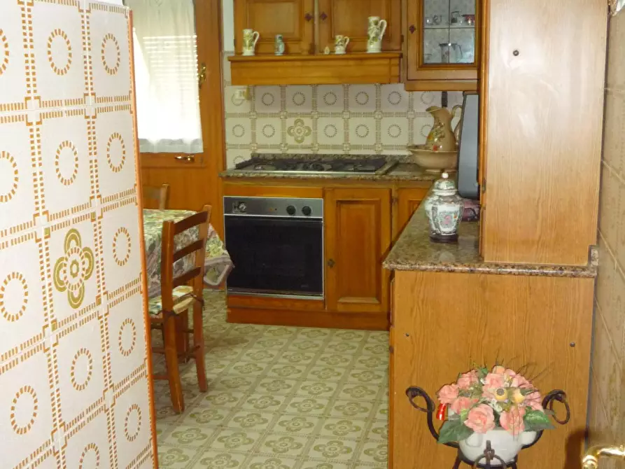 Immagine 23 di Casa bifamiliare in vendita  a Carrara