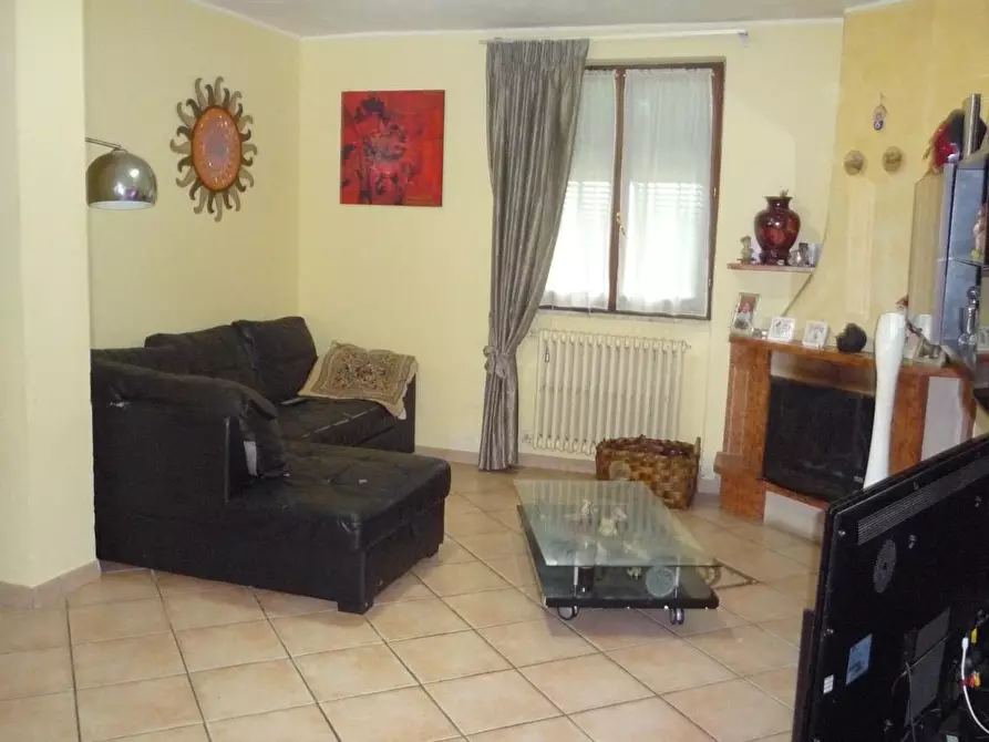 Immagine 4 di Casa bifamiliare in vendita  a Carrara