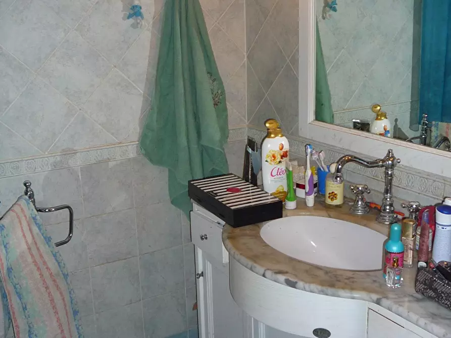 Immagine 14 di Casa bifamiliare in vendita  a Carrara