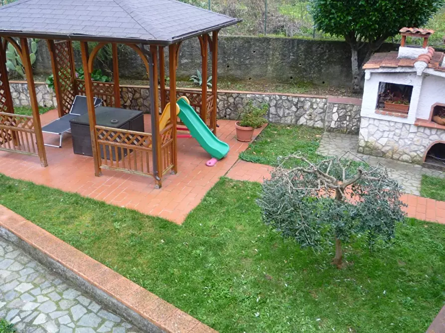 Immagine 27 di Casa bifamiliare in vendita  a Carrara