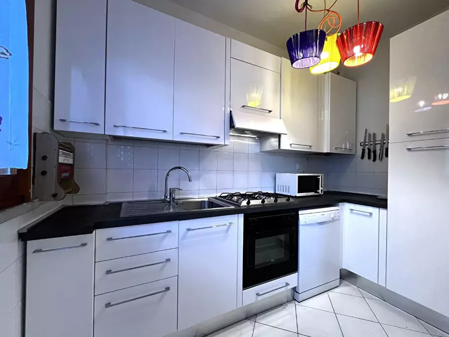 Immagine 11 di Appartamento in affitto  a Rosignano Marittimo