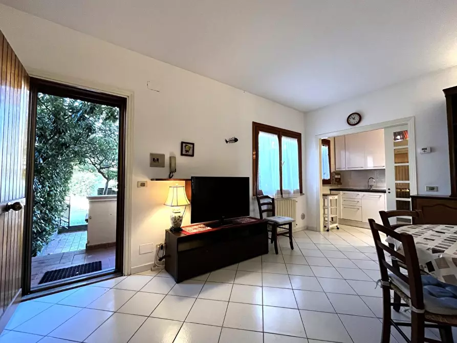 Immagine 7 di Appartamento in affitto  a Rosignano Marittimo