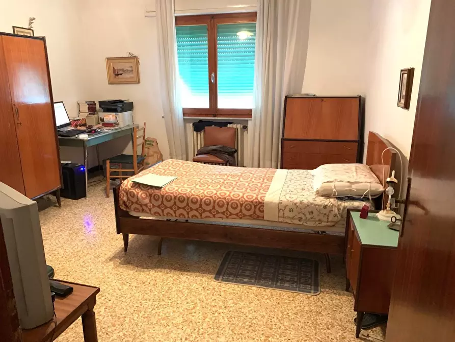 Immagine 9 di Appartamento in vendita  a Certaldo