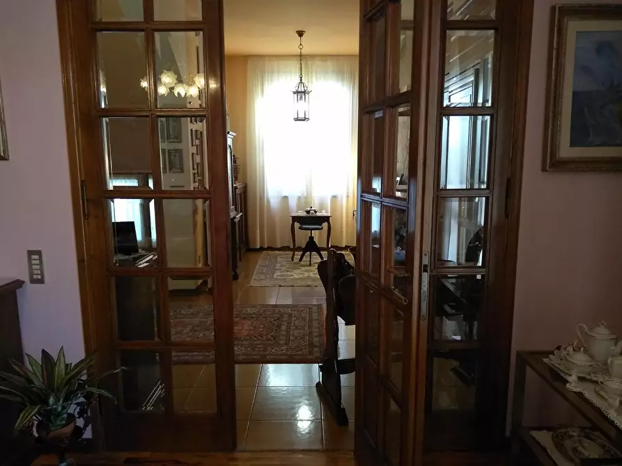 Immagine 3 di Casa bifamiliare in vendita  a Vinci