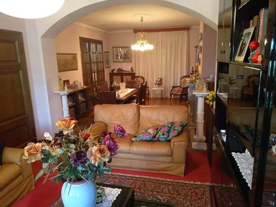 Immagine 2 di Casa bifamiliare in vendita  a Vinci