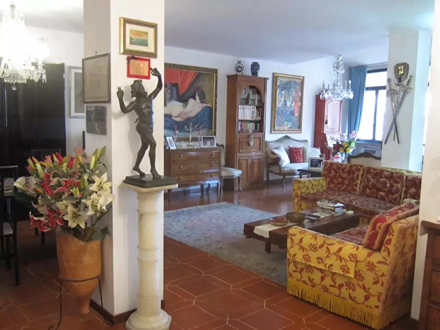 Immagine 19 di Mansarda in vendita  a Pisa