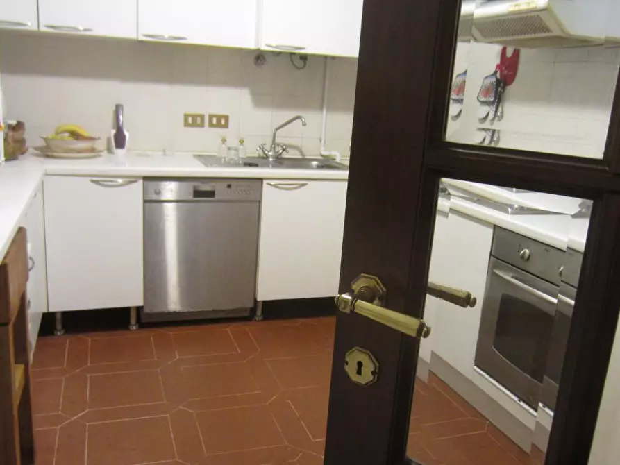 Immagine 23 di Mansarda in vendita  a Pisa