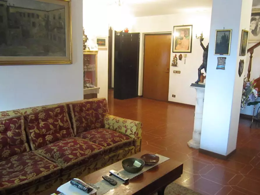 Immagine 21 di Mansarda in vendita  a Pisa