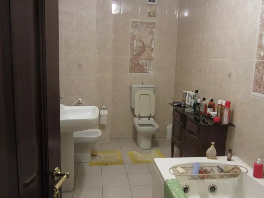 Immagine 29 di Mansarda in vendita  a Pisa