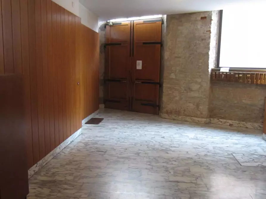 Immagine 9 di Mansarda in vendita  a Pisa