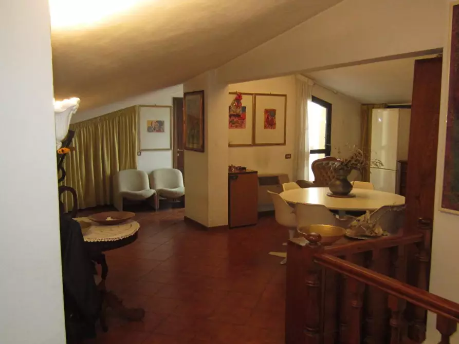 Immagine 11 di Mansarda in vendita  a Pisa