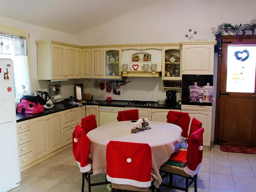 Immagine 10 di Azienda agricola in vendita  a Colle Di Val D'elsa