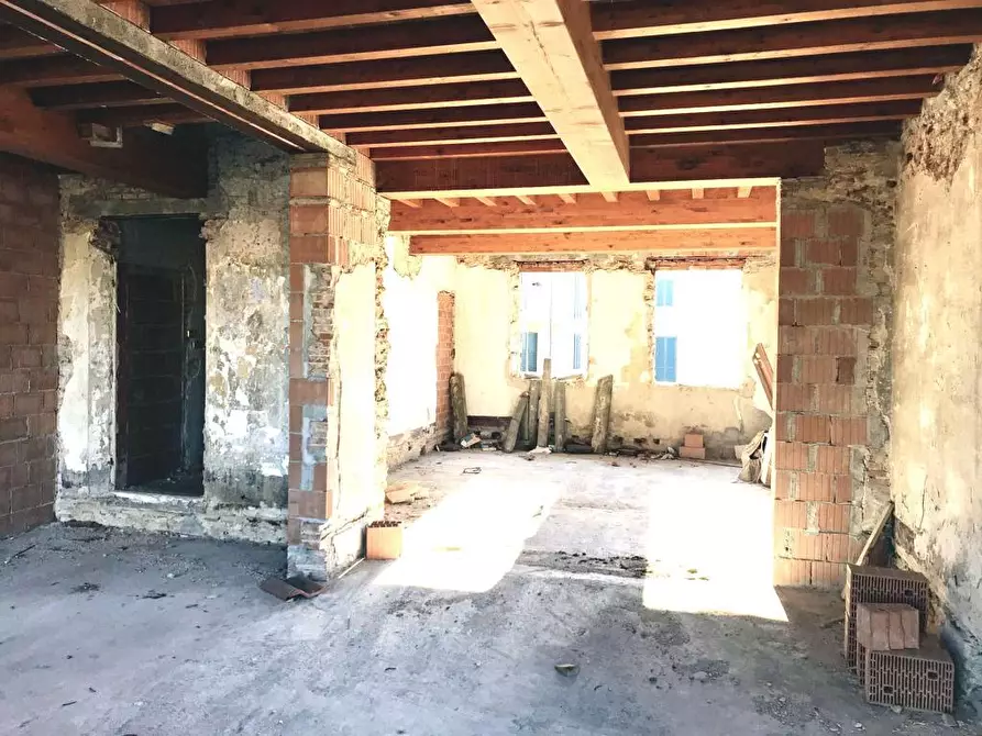 Immagine 2 di Casa bifamiliare in vendita  a Ponsacco