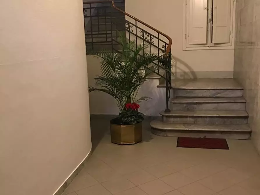 Immagine 29 di Appartamento in vendita  a Viareggio