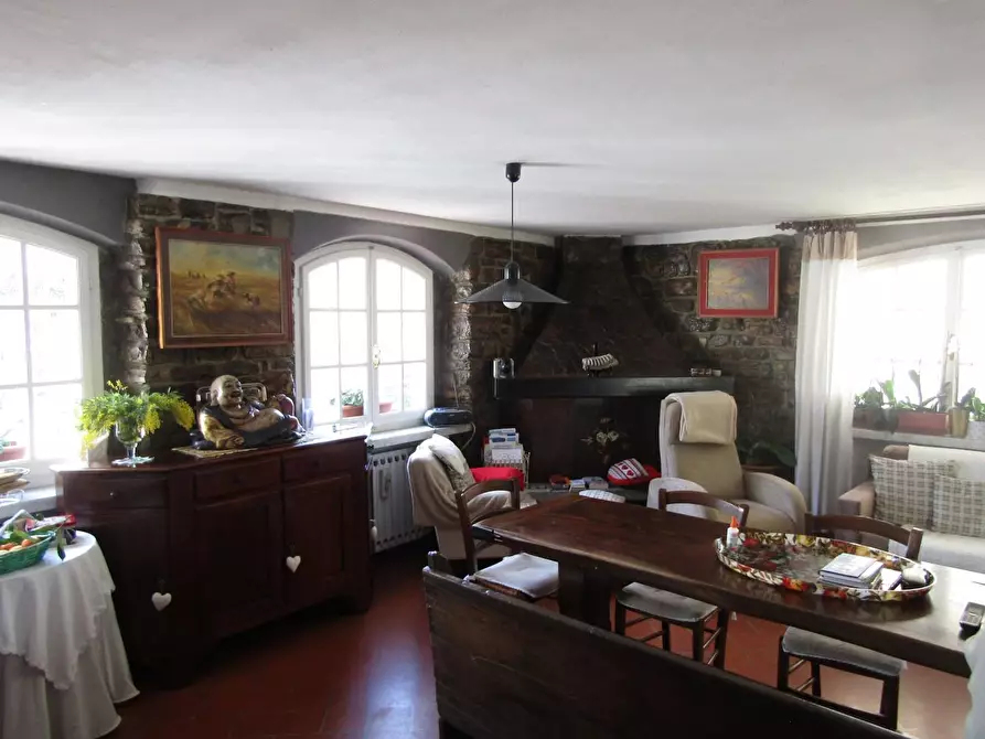 Immagine 27 di Villa in vendita  a Castelnuovo Magra