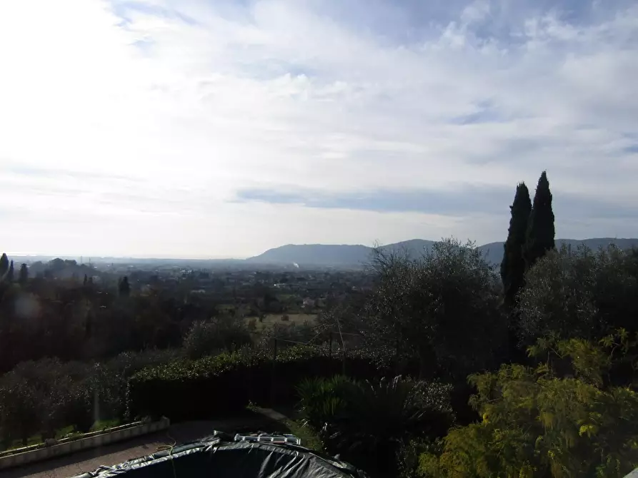 Immagine 36 di Villa in vendita  a Castelnuovo Magra
