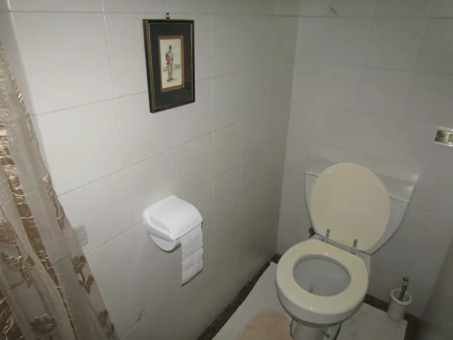 Immagine 29 di Villa in vendita  a Castelnuovo Magra