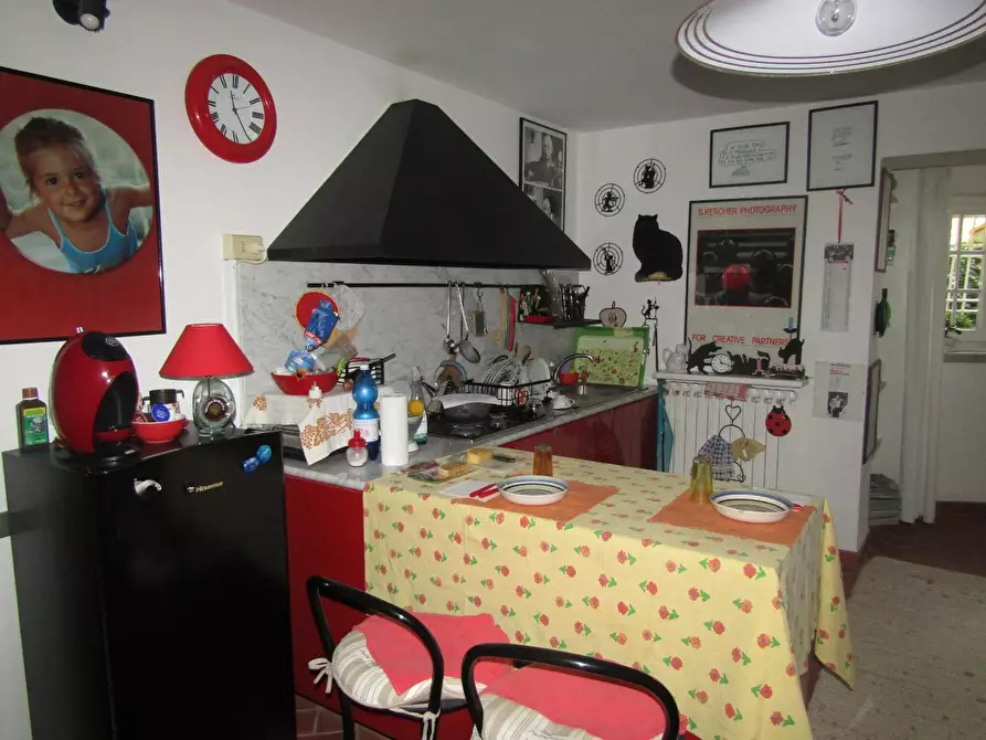 Immagine 14 di Villa in vendita  a Castelnuovo Magra