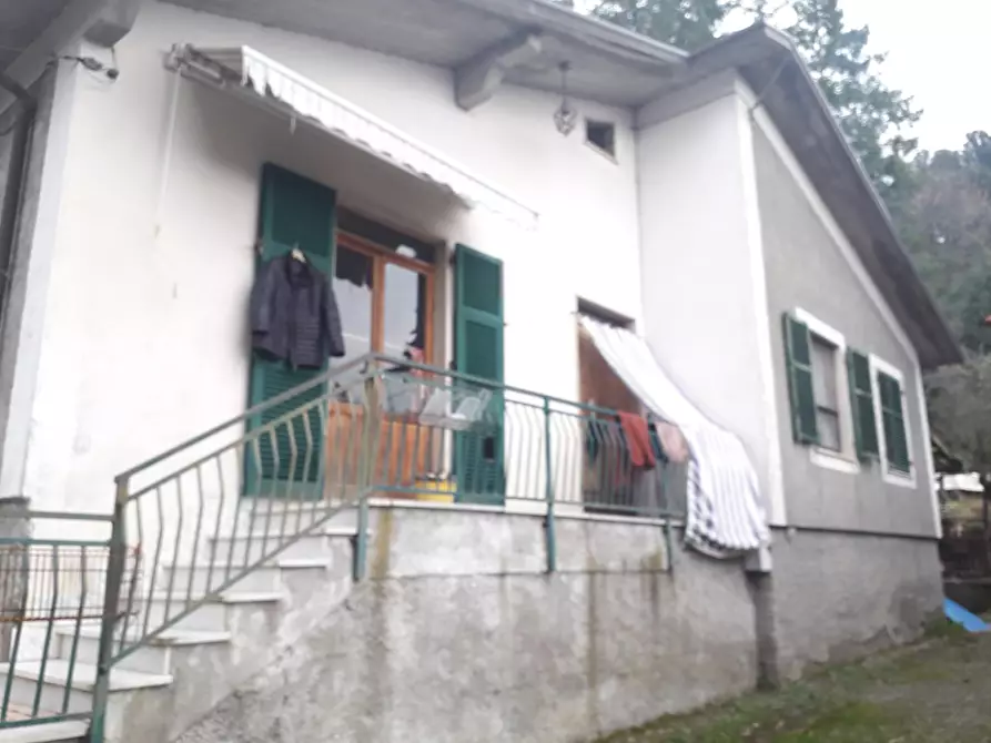 Immagine 8 di Casa indipendente in vendita  a Fivizzano