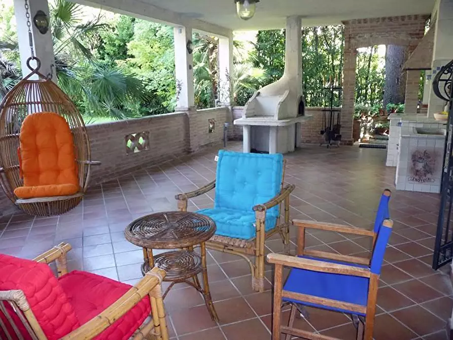 Immagine 13 di Porzione di casa in vendita  a Sarzana