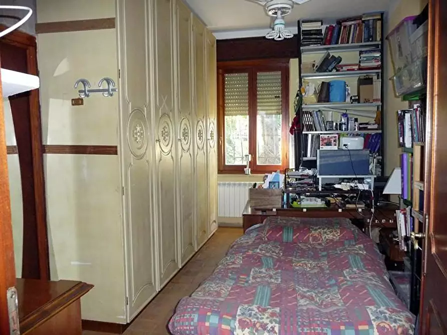 Immagine 22 di Porzione di casa in vendita  a Sarzana