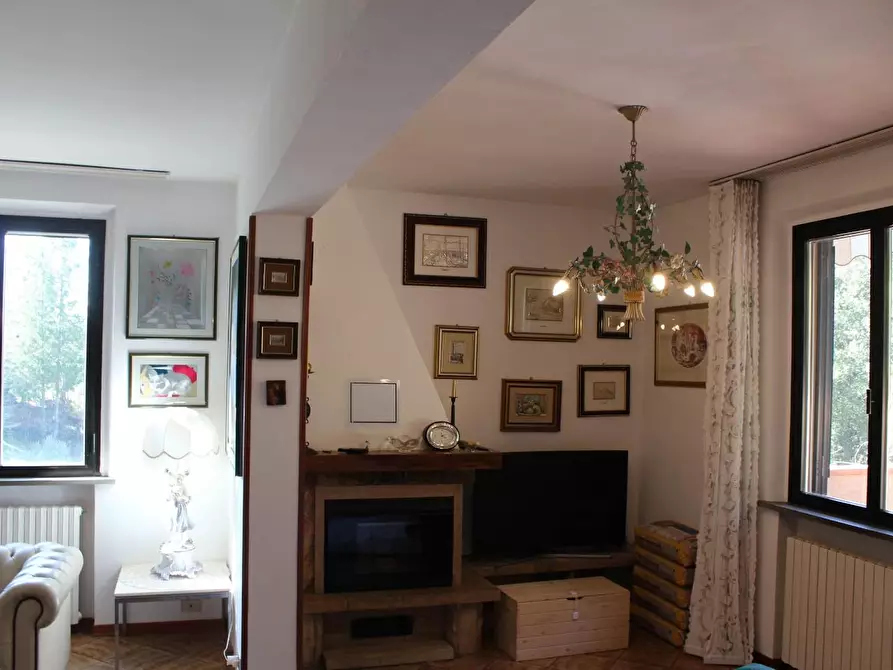 Immagine 12 di Villa in vendita  a Sovicille