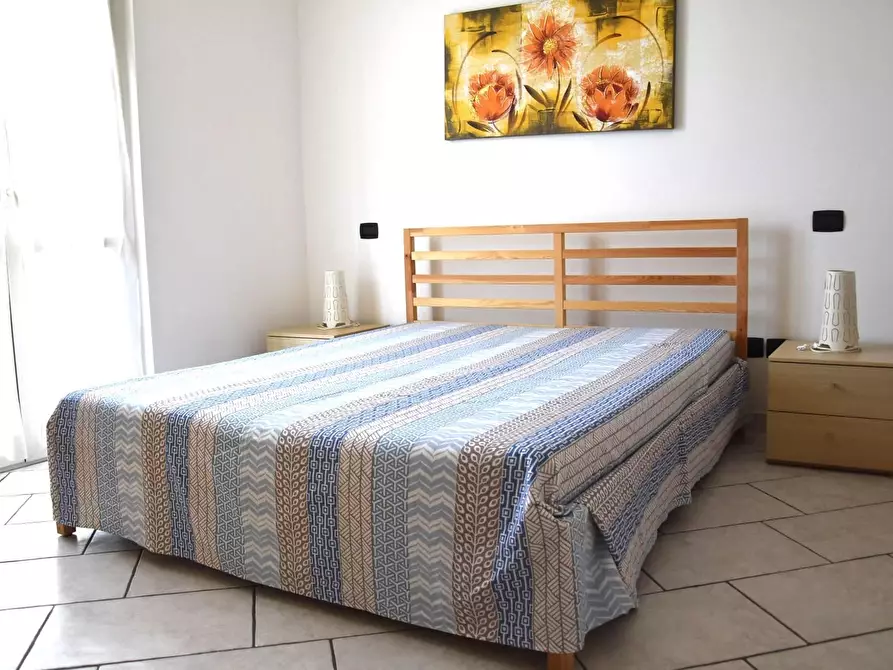 Immagine 9 di Appartamento in affitto  a Massa