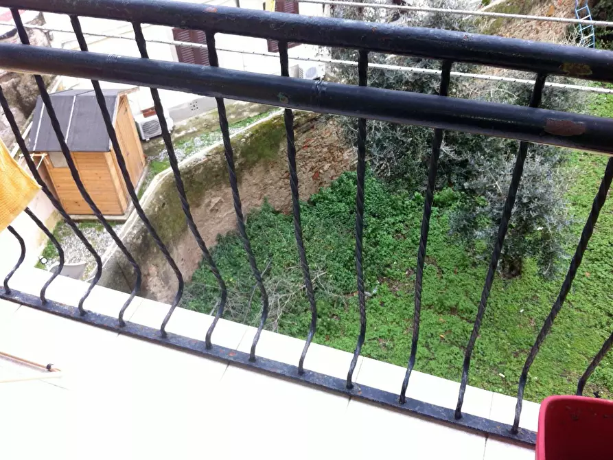 Immagine 12 di Appartamento in affitto  a Livorno