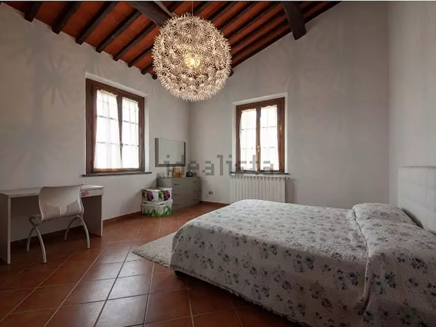 Immagine 26 di Casa colonica in vendita  a Montopoli In Val D'arno