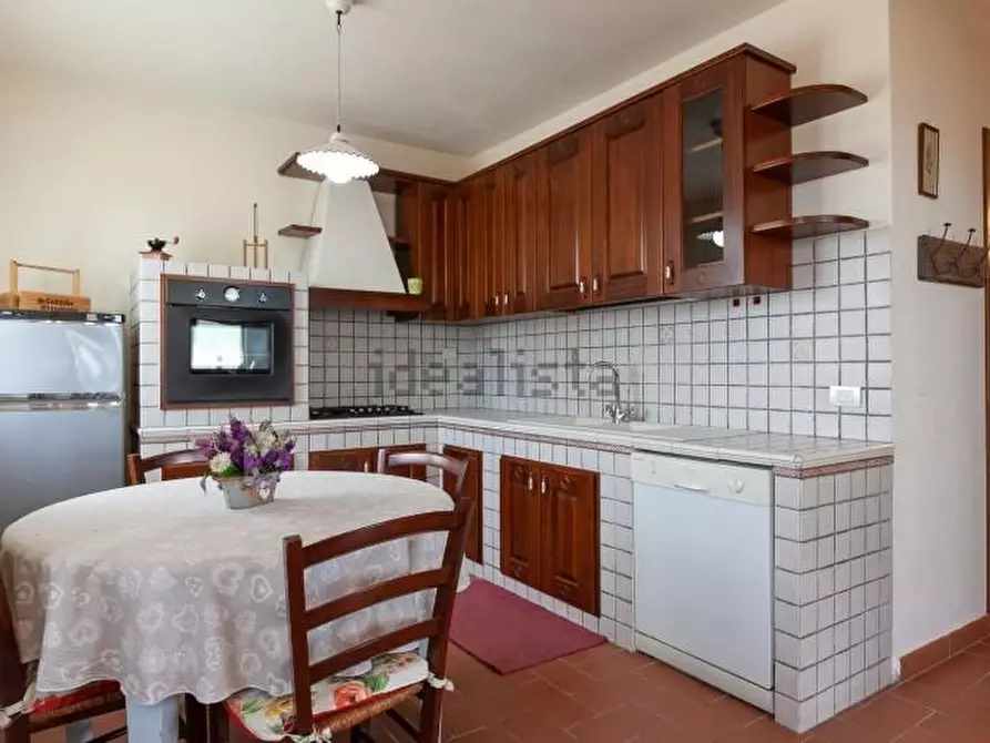 Immagine 9 di Casa colonica in vendita  a Montopoli In Val D'arno